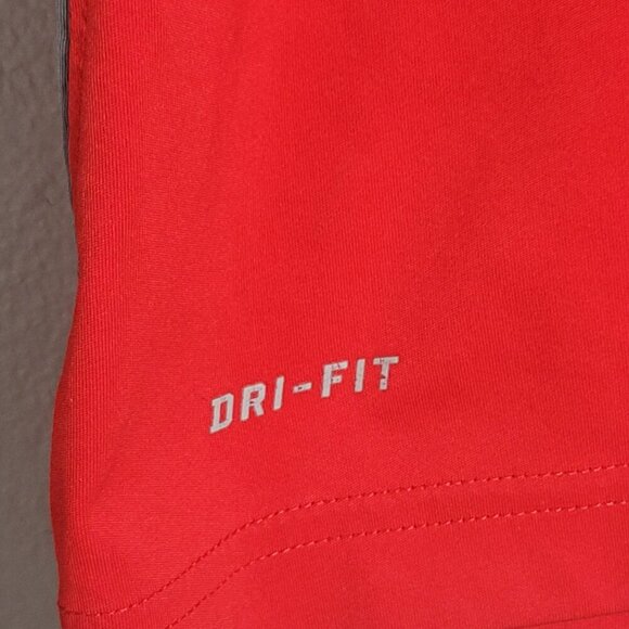 Nike Dri-Fit Youth Red Athletic Tshirt Shirt - Picture 6 of 7